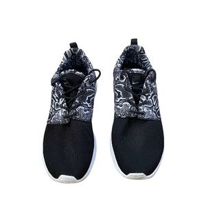 (WMNS) Nike Roshe One Print 'Black'